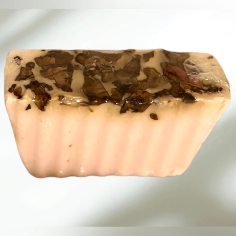 Florinda Beauty Rose Petals & Rosemary Goat Milk Soap InfuseFloral Aromatherapy